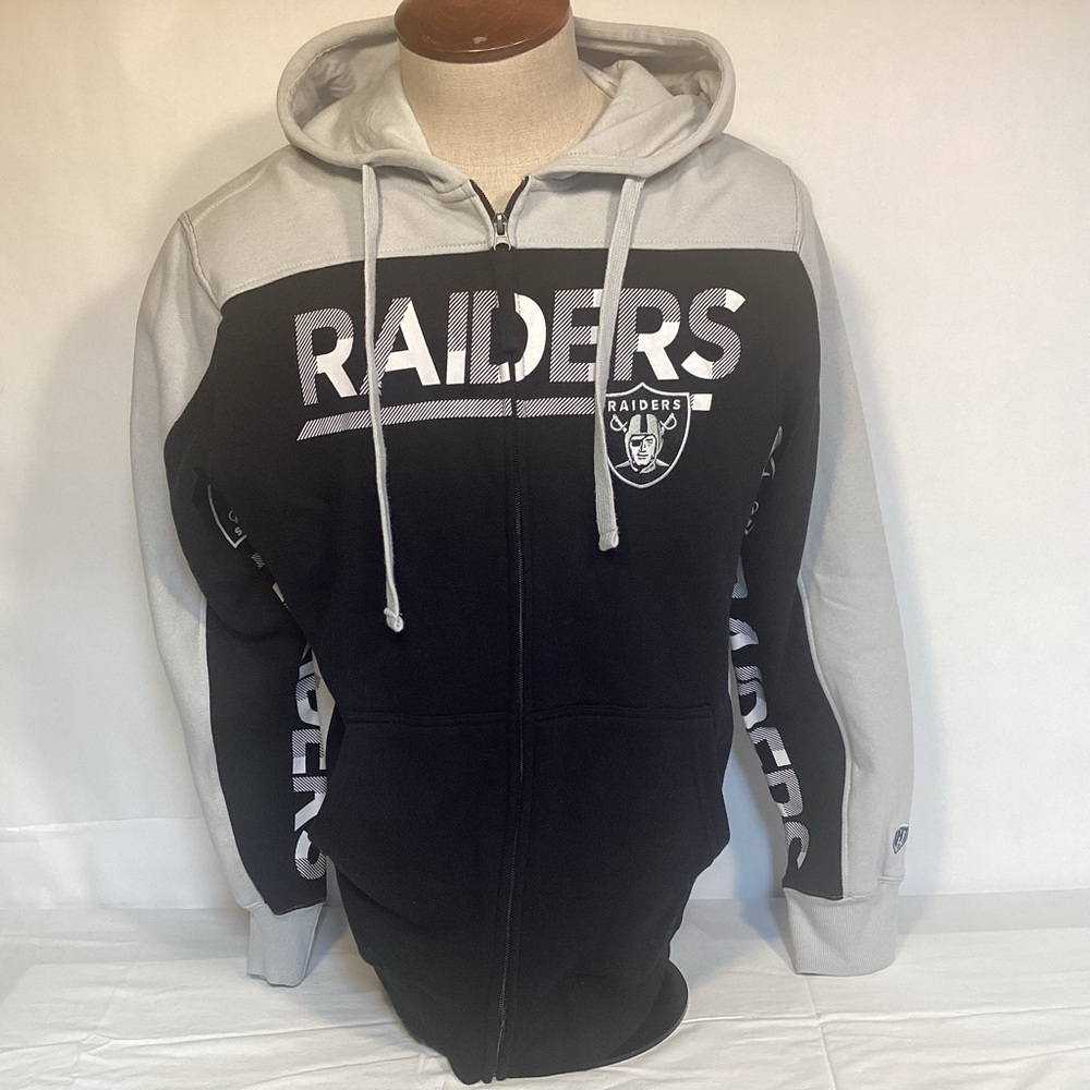 G-III Las Vegas Raiders NFL zip up Hoodie Men;s size large